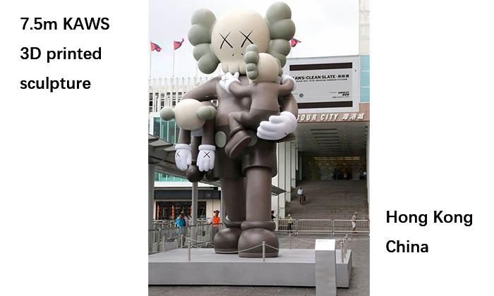 3D 프린팅된 KAWS 조각품