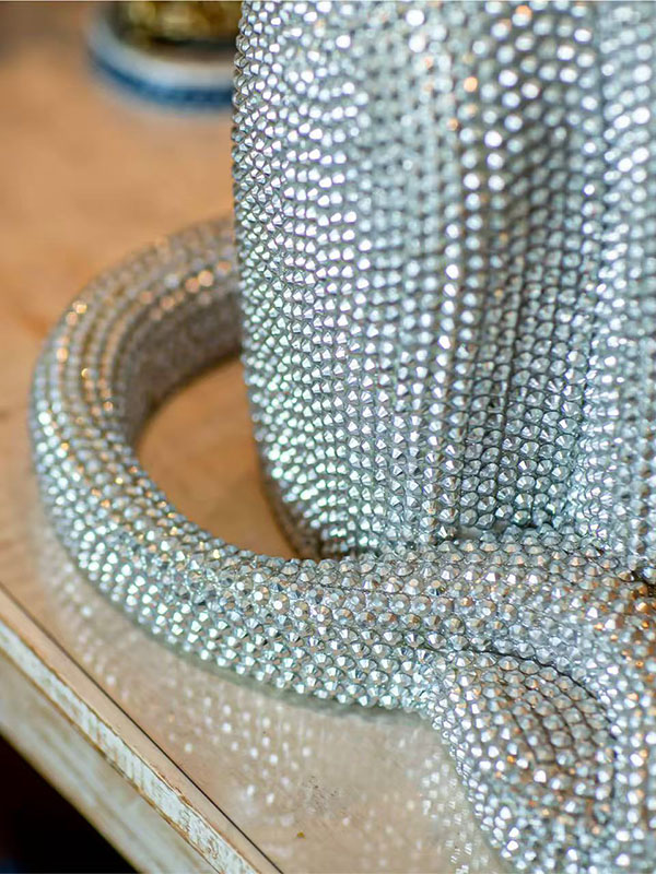 맞춤형 UFO 모양의 비행접시 의자, 창의적인 디자이너 로킹 의자, 유리 섬유로 만든 레저 의자